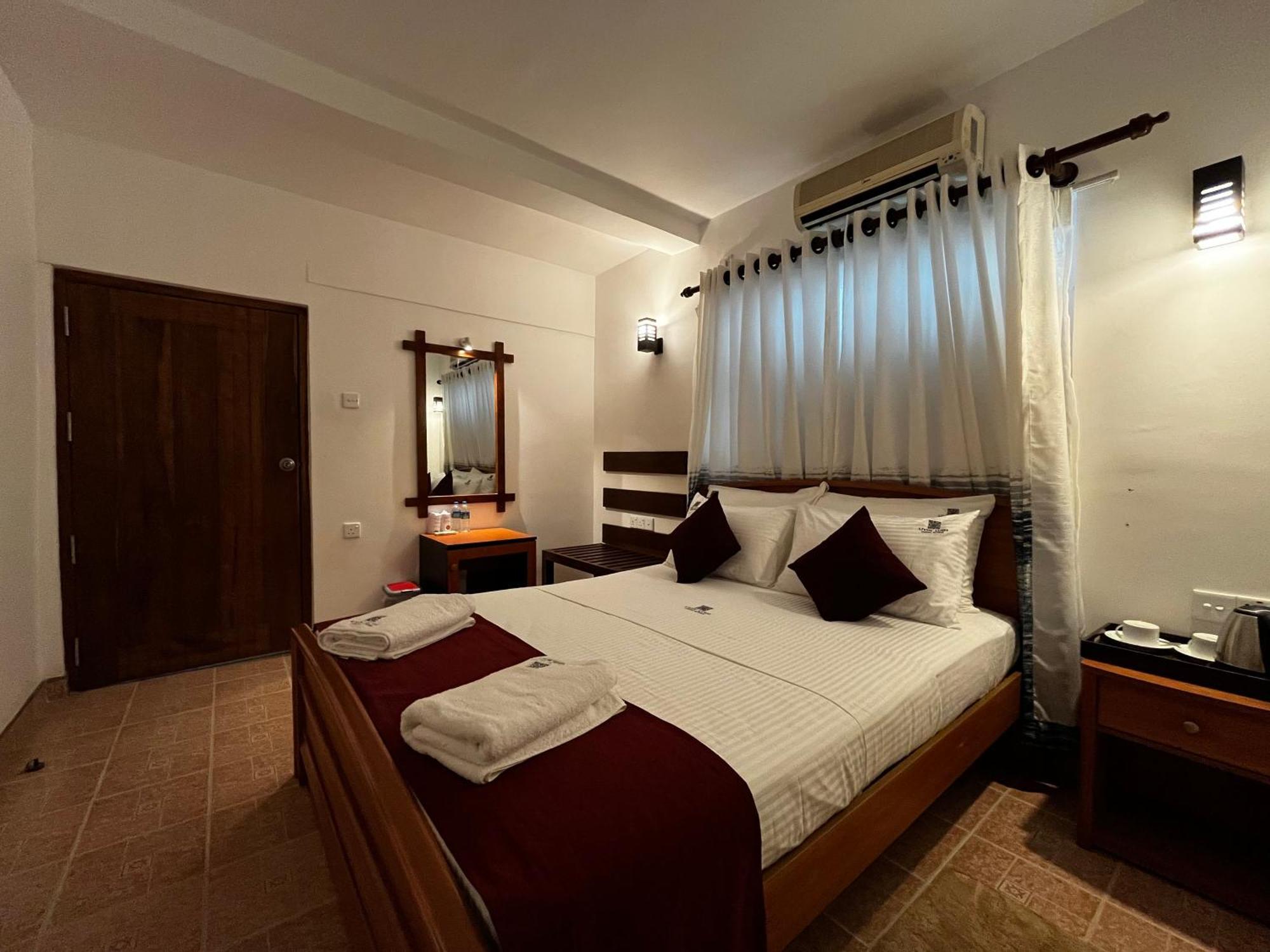 Hotel Livin Lush Luxury Retreat Anuradhapura Exterior foto