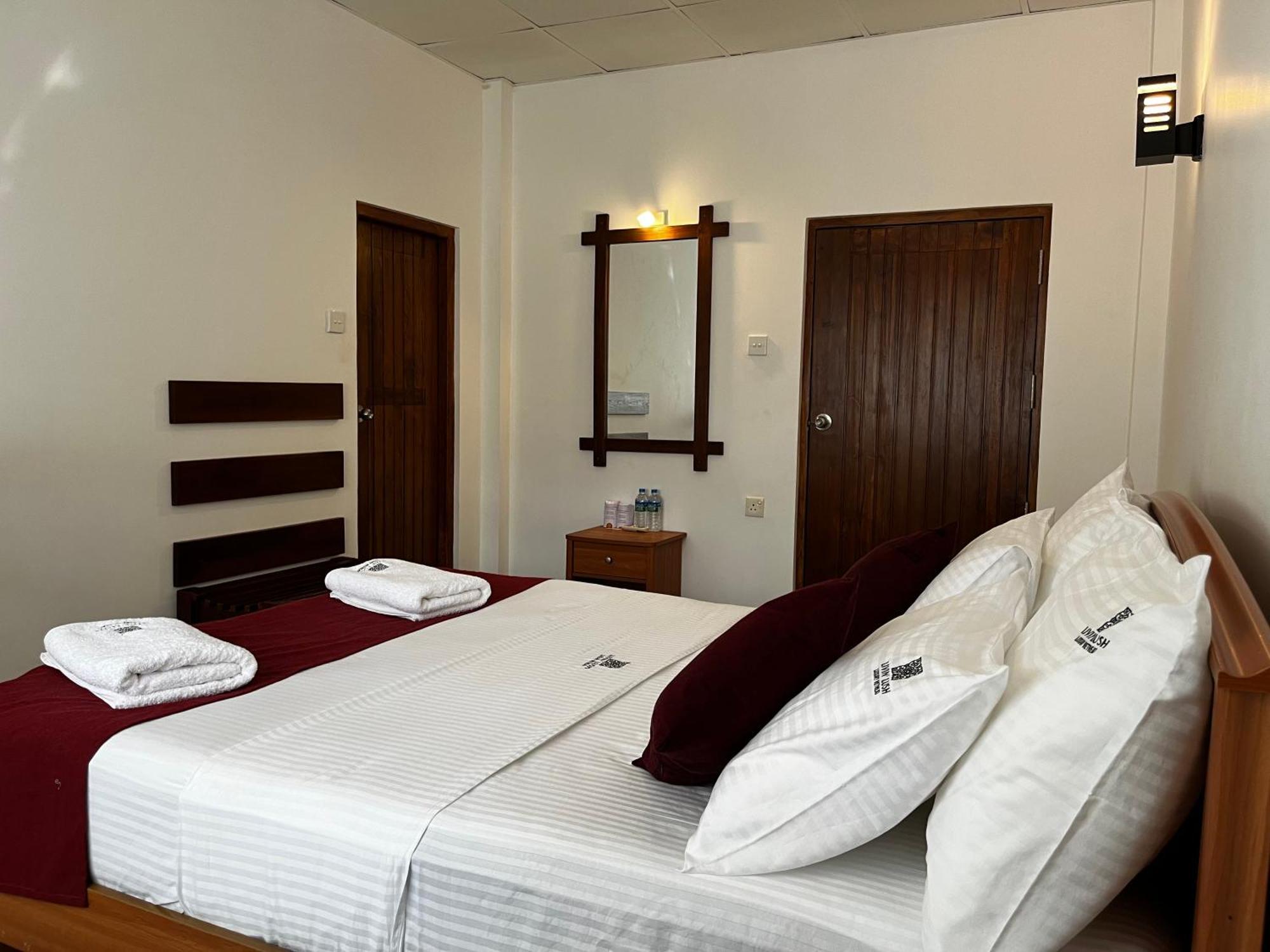 Hotel Livin Lush Luxury Retreat Anuradhapura Exterior foto